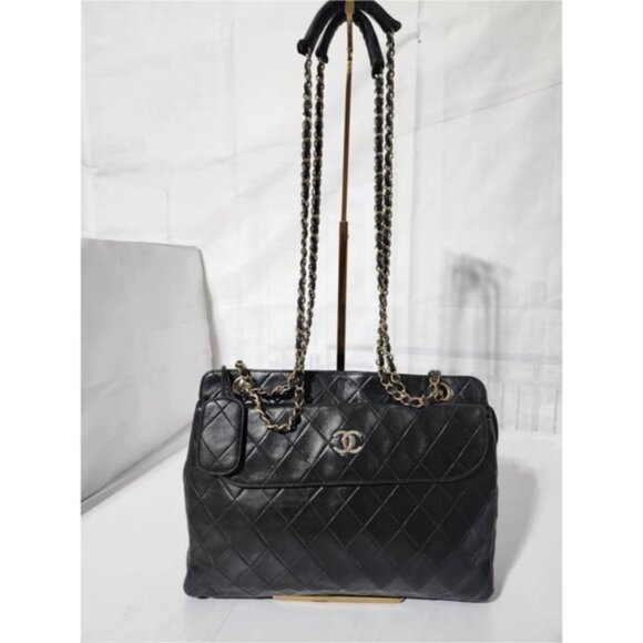 Authentic CHANEL Vintage Lambskin Quilted Shopping Tote Black - Picture 1 of 6